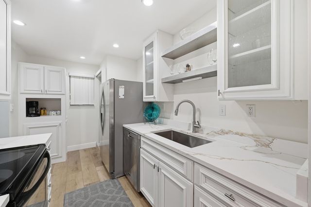 5111 SE Miles Grant Road 102, Stuart, FL 34997