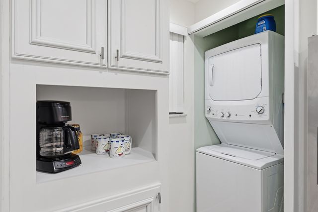 5111 SE Miles Grant Road 102, Stuart, FL 34997