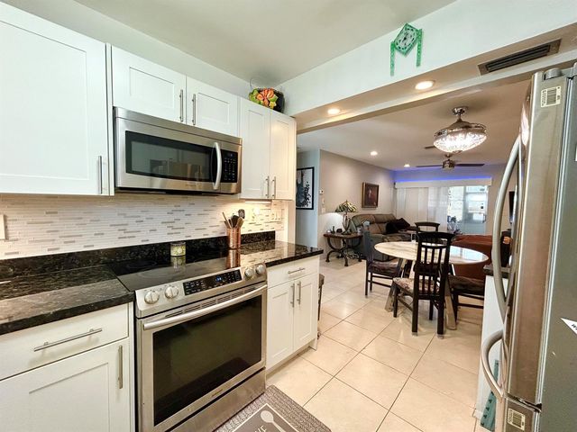 2766 Emory Drive E L, West Palm Beach, FL 33415