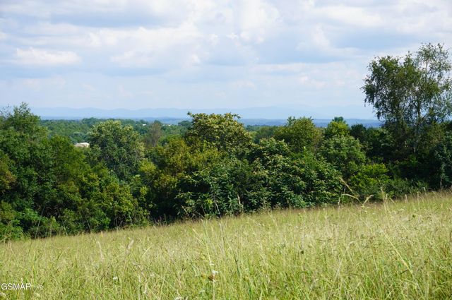 2840-2830 Robinson Creek Road, Morristown, TN 37813