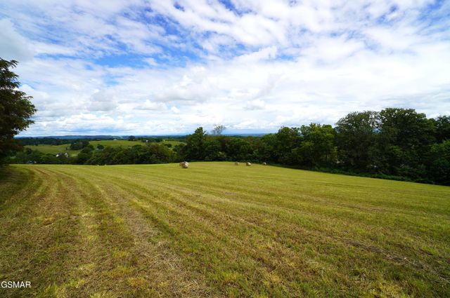 2840-2830 Robinson Creek Road, Morristown, TN 37813