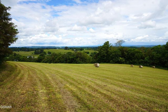 2840-2830 Robinson Creek Road, Morristown, TN 37813