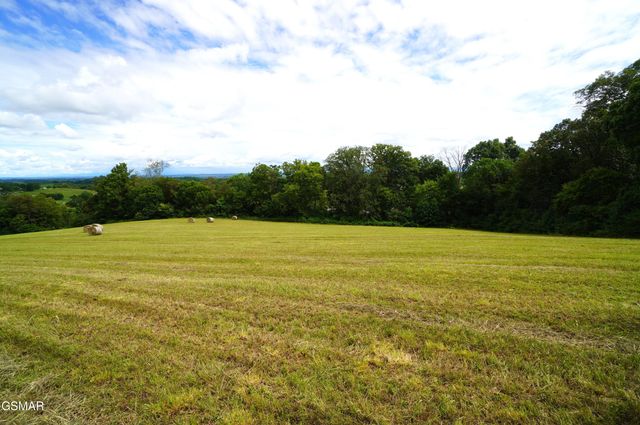 2840-2830 Robinson Creek Road, Morristown, TN 37813