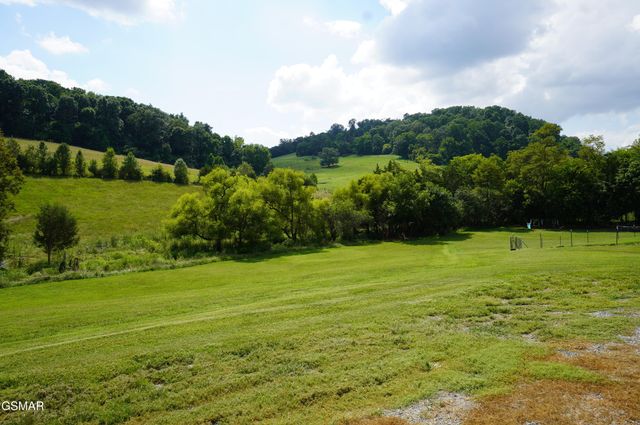 2840-2830 Robinson Creek Road, Morristown, TN 37813