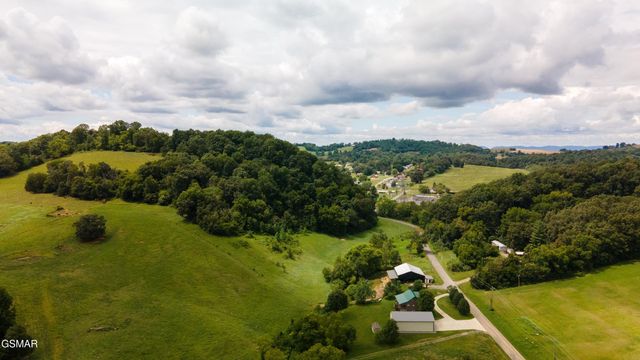 2840-2830 Robinson Creek Road, Morristown, TN 37813