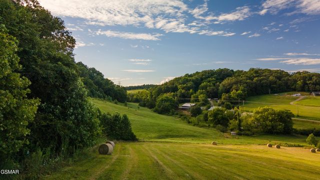 2840-2830 Robinson Creek Road, Morristown, TN 37813