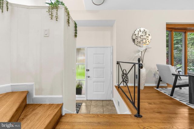 9110 KIRKDALE RD, Bethesda, MD 20817