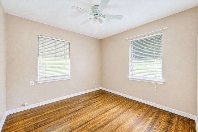 3205 Hays Street, Pasadena, TX 77503