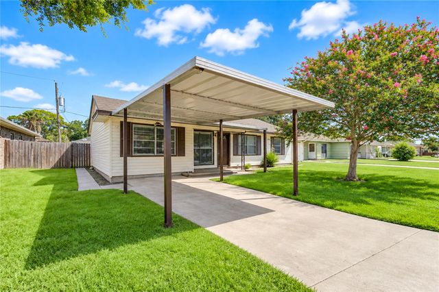 3205 Hays Street, Pasadena, TX 77503