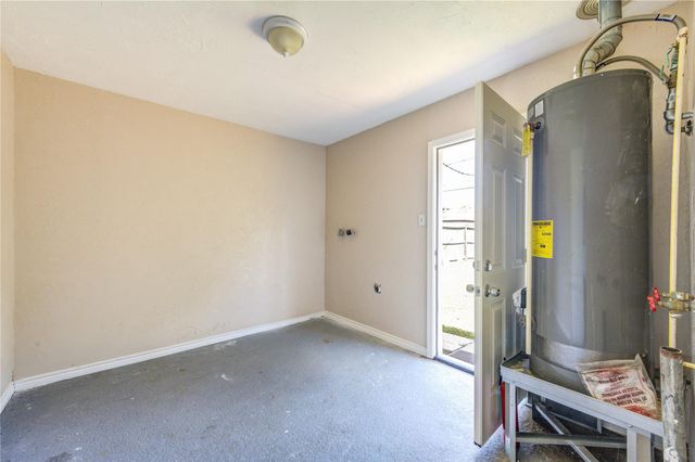 3205 Hays Street, Pasadena, TX 77503