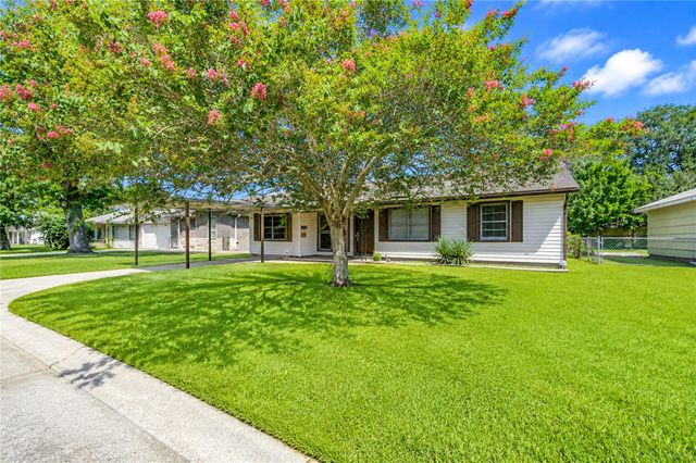 3205 Hays Street, Pasadena, TX 77503