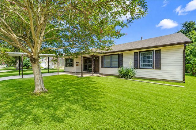 3205 Hays Street, Pasadena, TX 77503