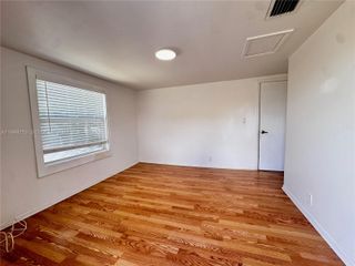 719 Glenn Pkwy 2, Hollywood, FL 33021