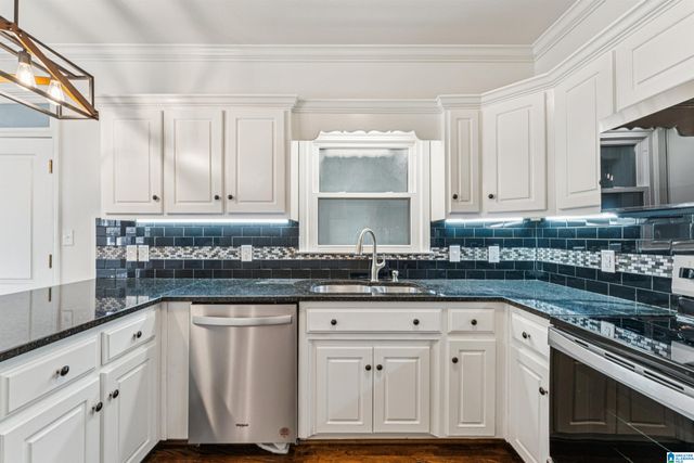 2309 N VILLAGE LANE, Gardendale, AL 35071