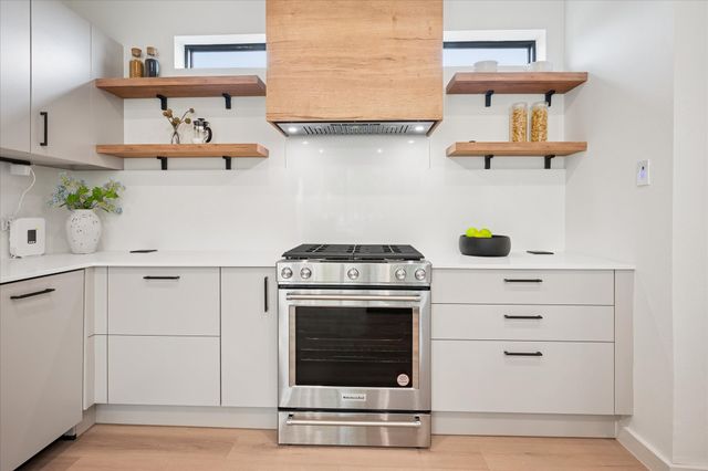 4534 Lake Avenue 104, Dallas, TX 75219