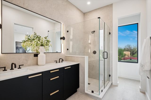 4534 Lake Avenue 104, Dallas, TX 75219