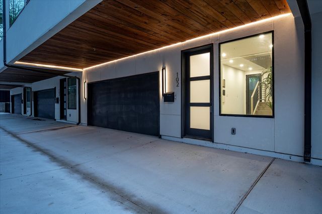 4534 Lake Avenue 104, Dallas, TX 75219