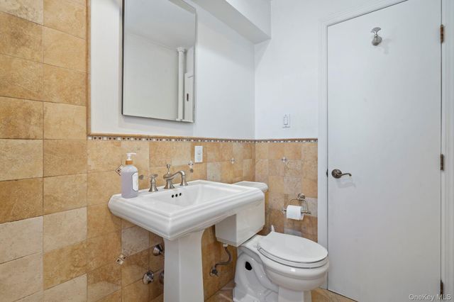 209-25 18th Avenue 2A, Bayside, NY 11360