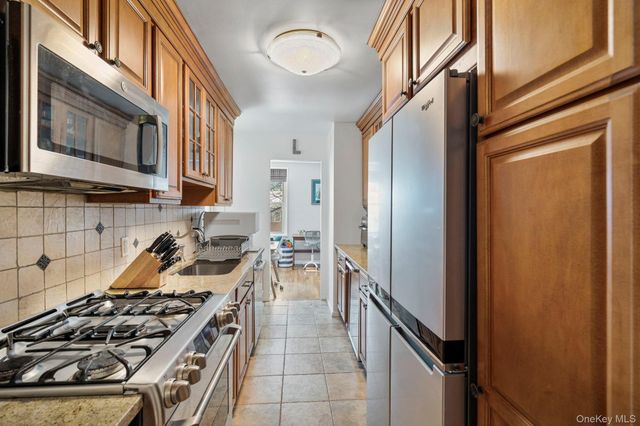 209-25 18th Avenue 2A, Bayside, NY 11360