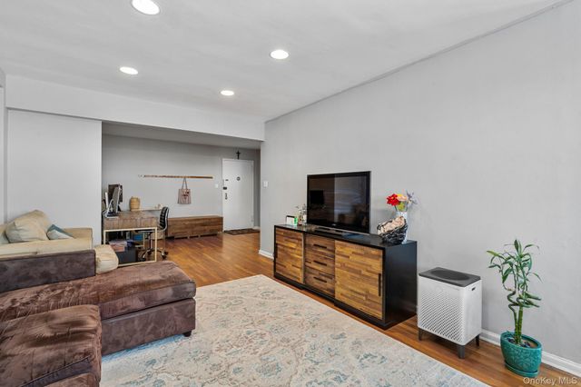 209-25 18th Avenue 2A, Bayside, NY 11360