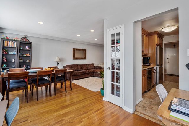 209-25 18th Avenue 2A, Bayside, NY 11360