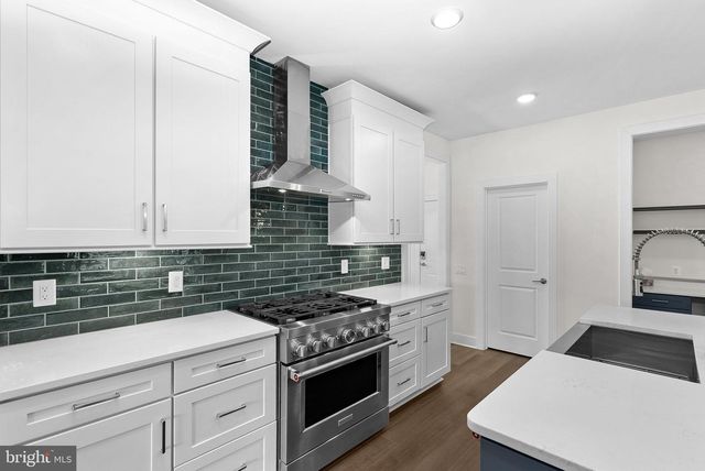 18320 SUGAR SNAP CIR, Leesburg, VA 20176