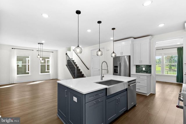 18320 SUGAR SNAP CIR, Leesburg, VA 20176