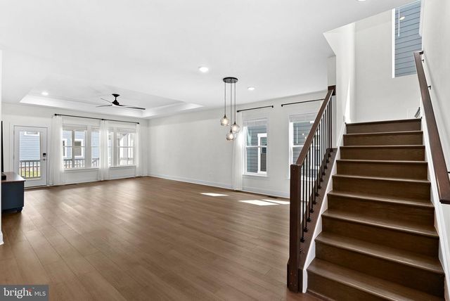18320 SUGAR SNAP CIR, Leesburg, VA 20176