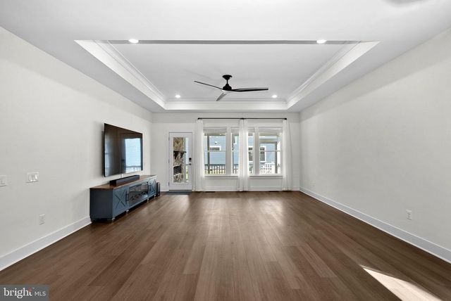 18320 SUGAR SNAP CIR, Leesburg, VA 20176