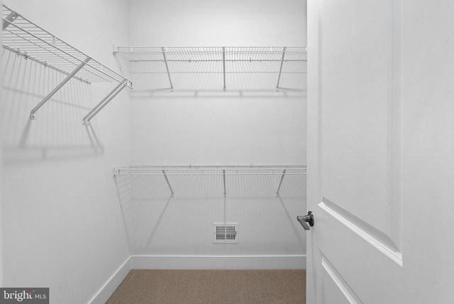 18320 SUGAR SNAP CIR, Leesburg, VA 20176