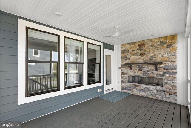 18320 SUGAR SNAP CIR, Leesburg, VA 20176