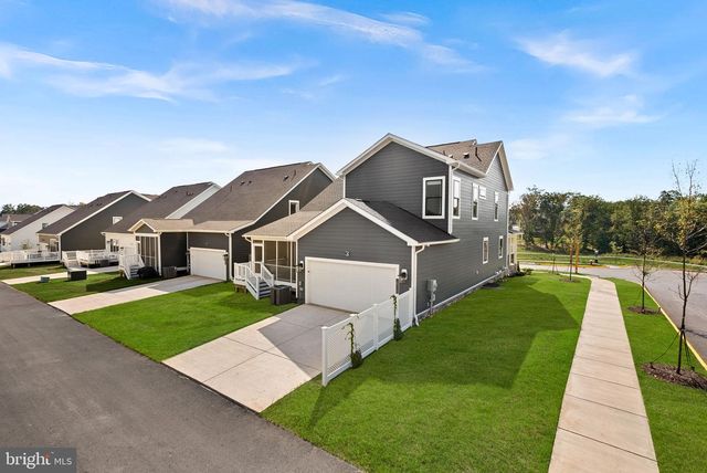 18320 SUGAR SNAP CIR, Leesburg, VA 20176