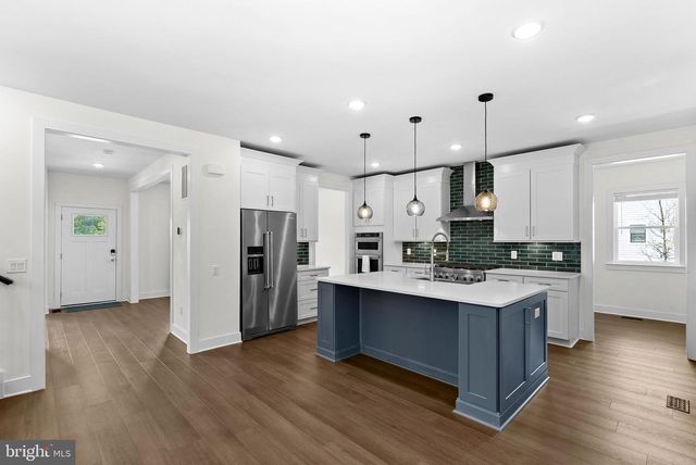 18320 SUGAR SNAP CIR, Leesburg, VA 20176