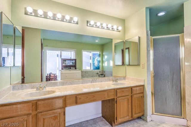 1016 Calico Ridge Drive, Las Vegas, NV 89011