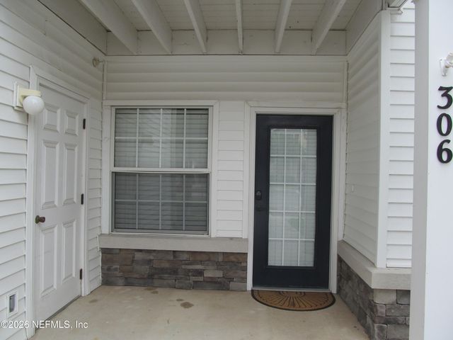 2200 MARSH HAWK Lane 306, Fleming Island, FL 32003