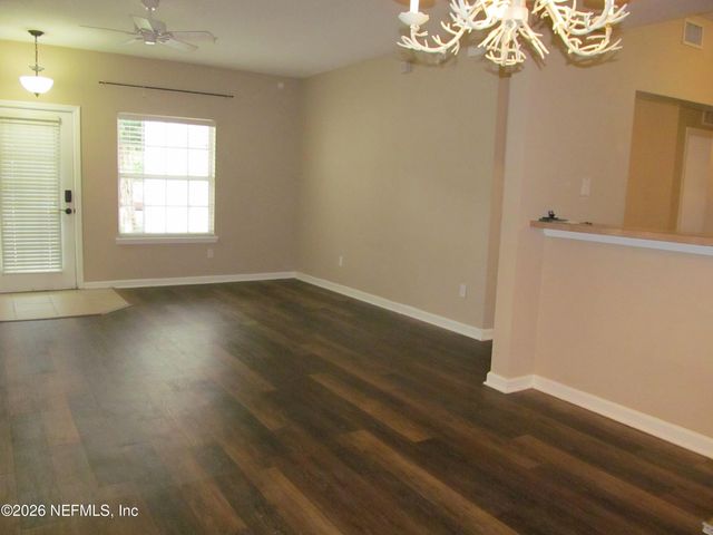 2200 MARSH HAWK Lane 306, Fleming Island, FL 32003