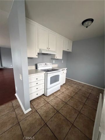 2559 Yorkshire, Pomona, CA 91767