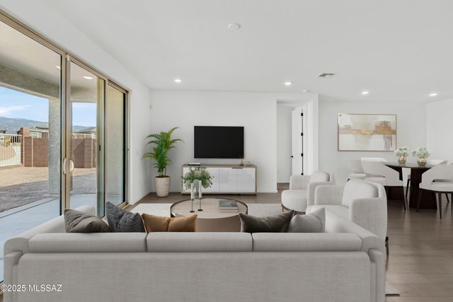 13961 E Squamata Way, Vail, AZ 85641