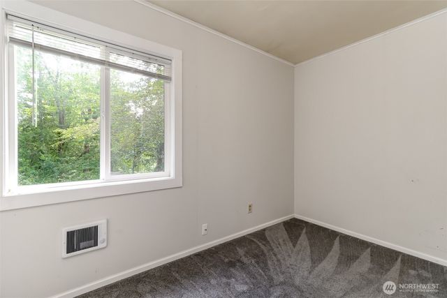 5206 W Werner Road, Bremerton, WA 98312