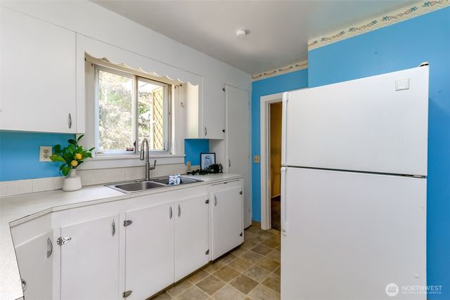5206 W Werner Road, Bremerton, WA 98312