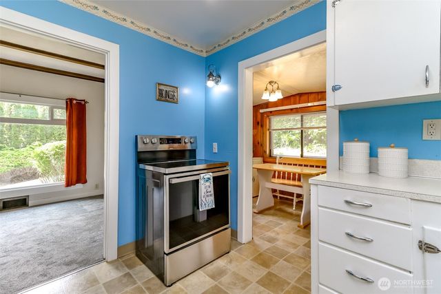 5206 W Werner Road, Bremerton, WA 98312