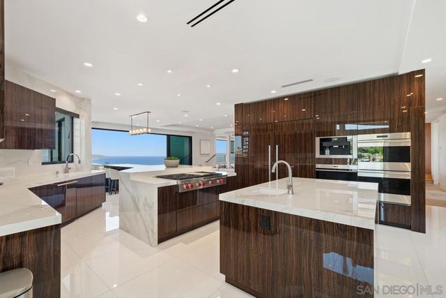 5727 Baja Mar, La Jolla, CA 92037