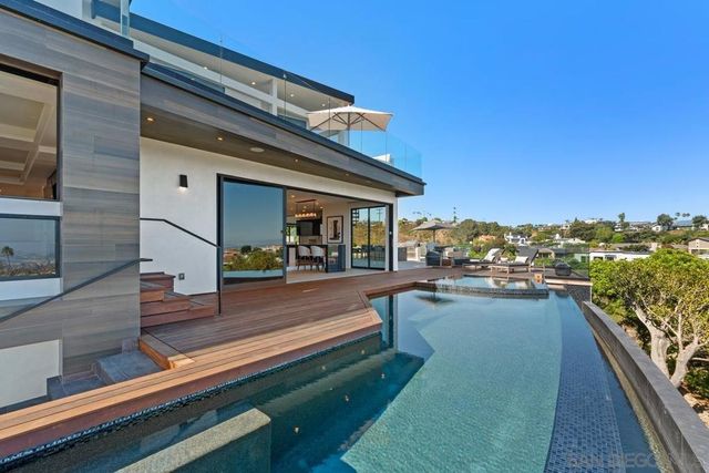 5727 Baja Mar, La Jolla, CA 92037