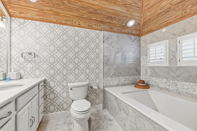 40 SEAWATCH LAKE DRIVE, Boca Grande, FL 33921