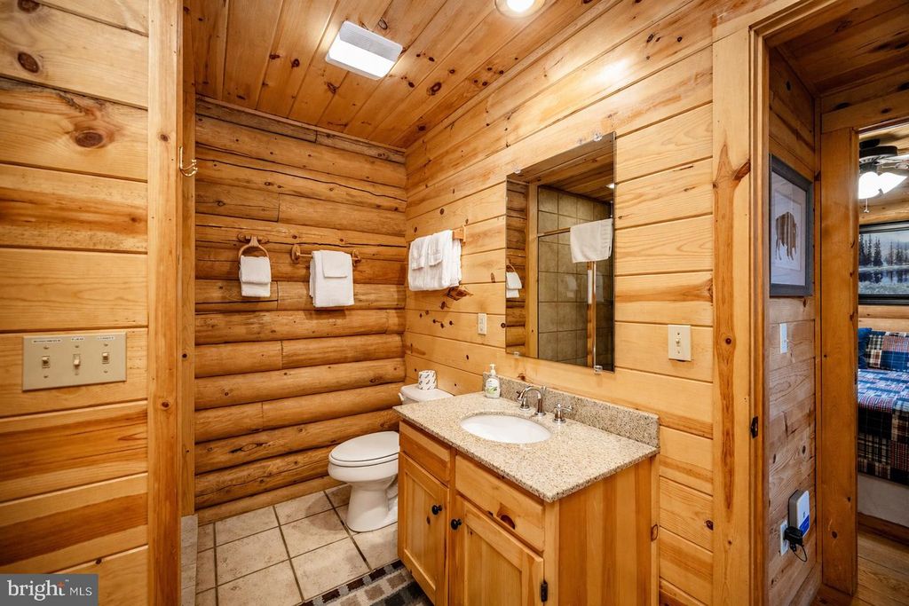 Image 20 of property listing at 55 VILLAGE DR #5, Oakland, MD 21550