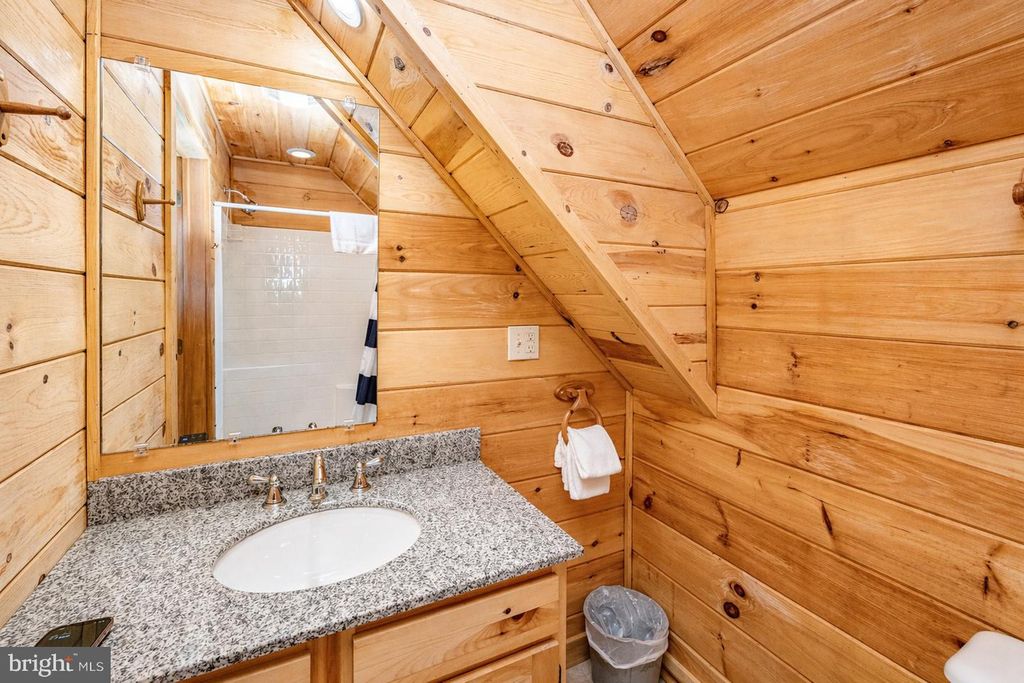 Image 28 of property listing at 55 VILLAGE DR #5, Oakland, MD 21550