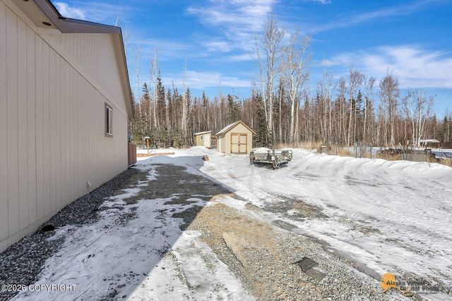 1991 E Carr Smith Street, Wasilla, AK 99654