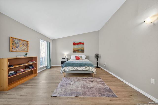 3803 Barrington St Apt 15D, San Antonio, TX 78217