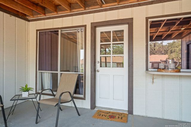 3803 Barrington St Apt 15D, San Antonio, TX 78217
