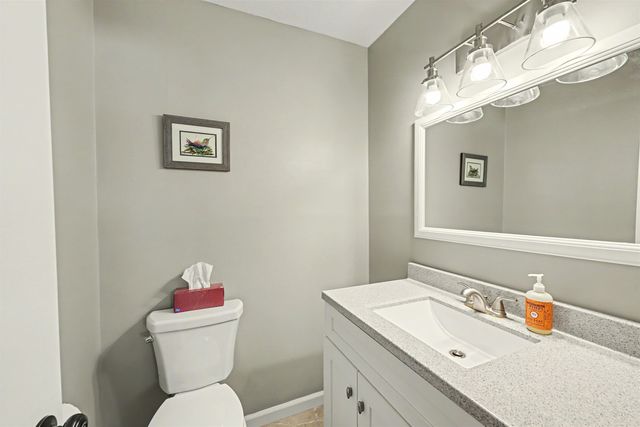 1507 Stapler Ave, Salina, KS 67401